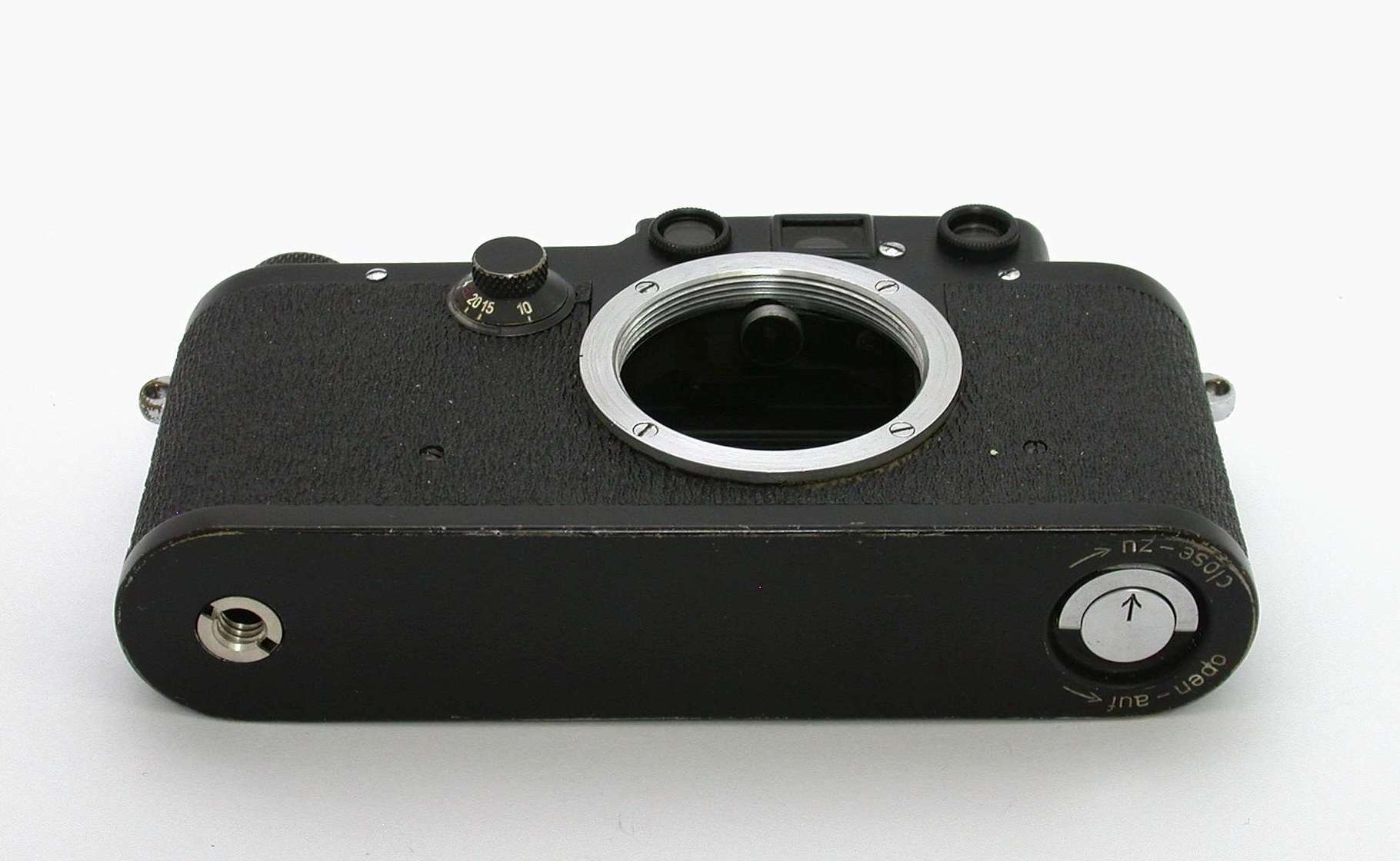 カメラ フィルムカメラ ライカⅢc 黒後塗り | クラシックカメラ修理専門 ハヤタ・カメララボ